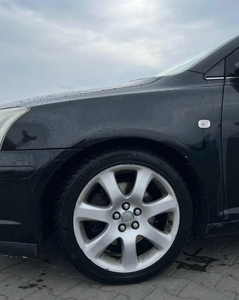 Toyota Avensis cena 13500 przebieg: 277045, rok produkcji 2005 z Wrocław małe 46